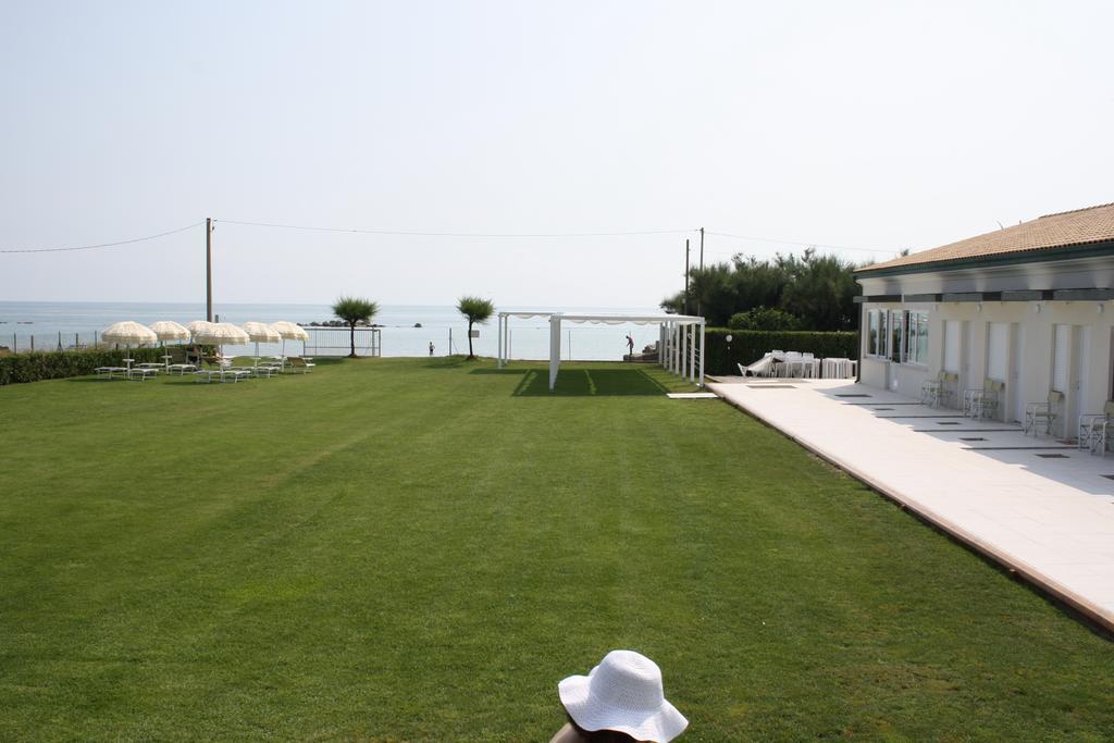 جوليانوفا Agriturismo Frontemare المظهر الخارجي الصورة